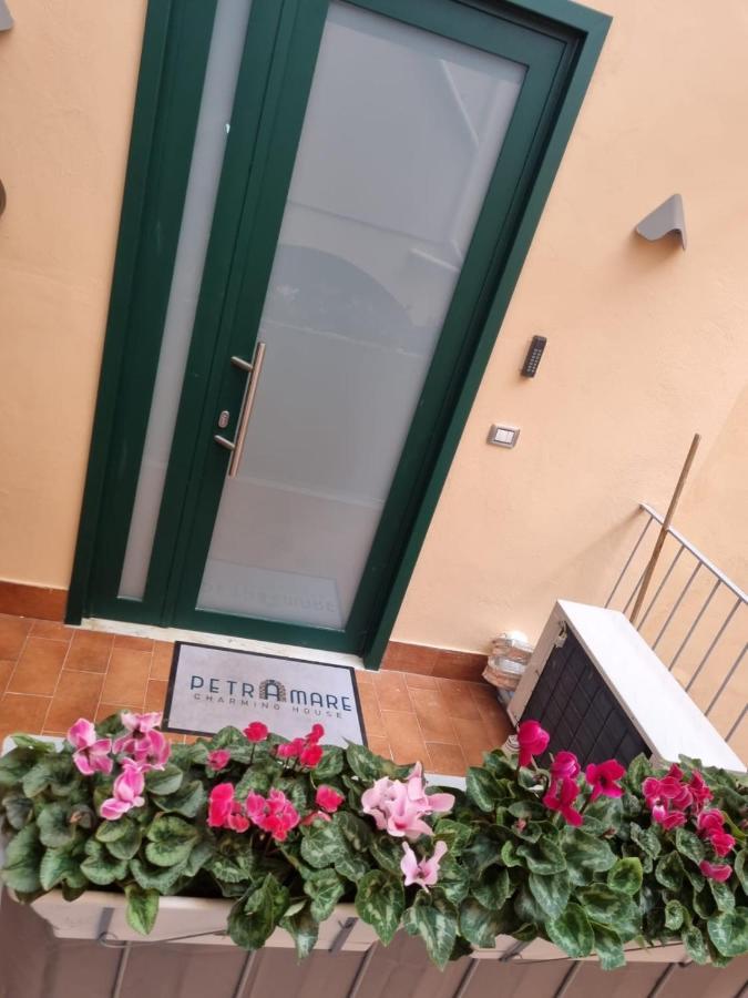 Ferienwohnung Petramare Charming House Salerno Exterior foto